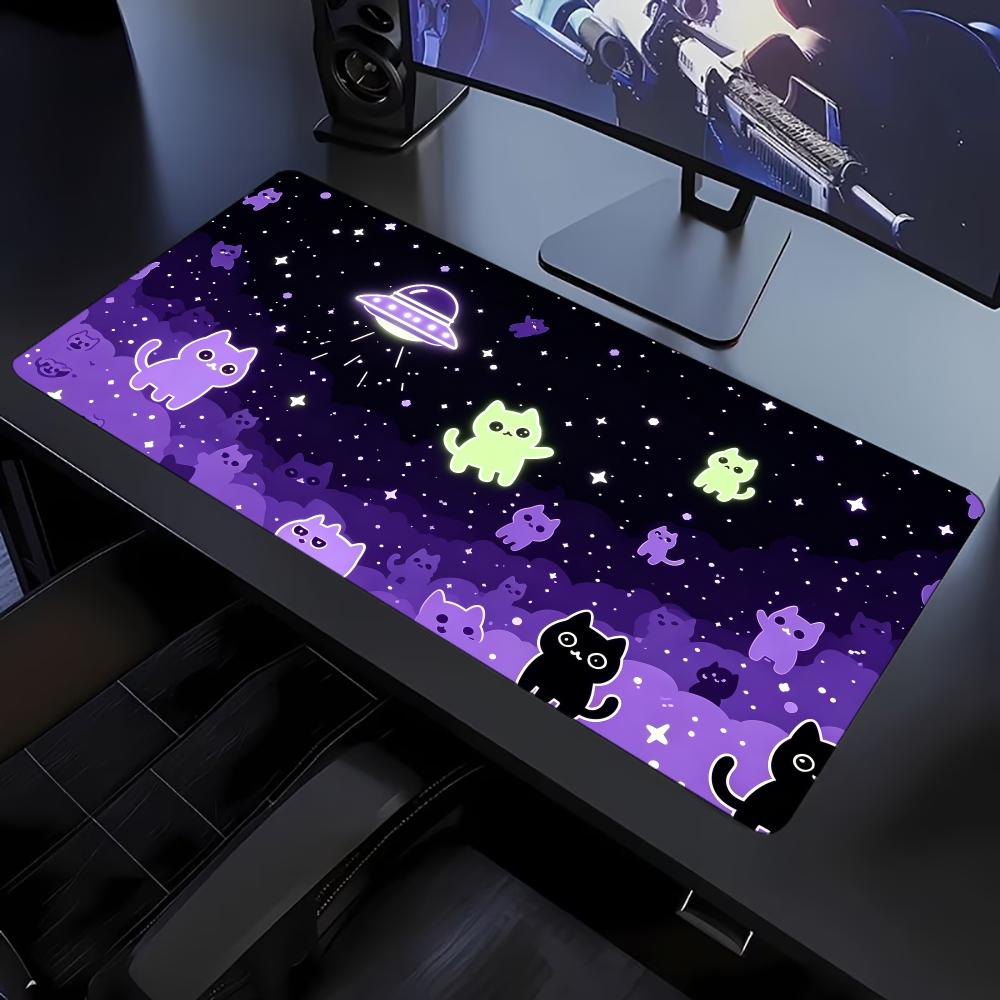 Tradescantia Purple - Alas Mouse Besar Motif Kucing Luar